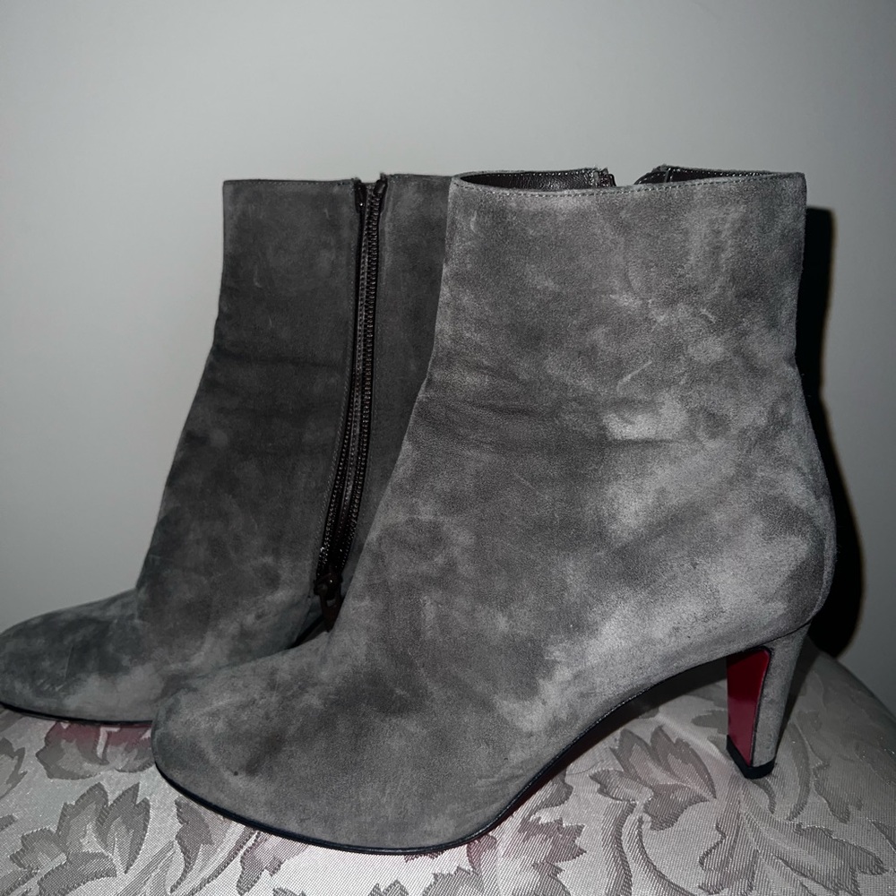 CHRISTIAN LOUBOUTIN TOP GREY SUEDE BOOTIES 70MM SIZE 35.5